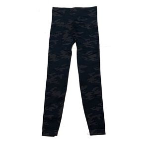 S / SPANX Slimming Camo Leggings
